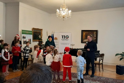 Коледно тържество на учениците от Първо българско училище в Стокхолм „Ян Бибиян“